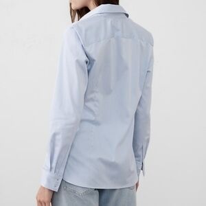Banana Republic Light Blue Button-Up Shirt